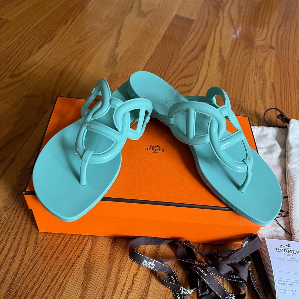 BNIB Hermes Egerie Sandal